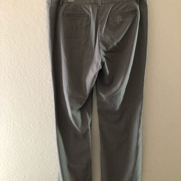 NY and Co Grey Suit - Picture 3 of 6